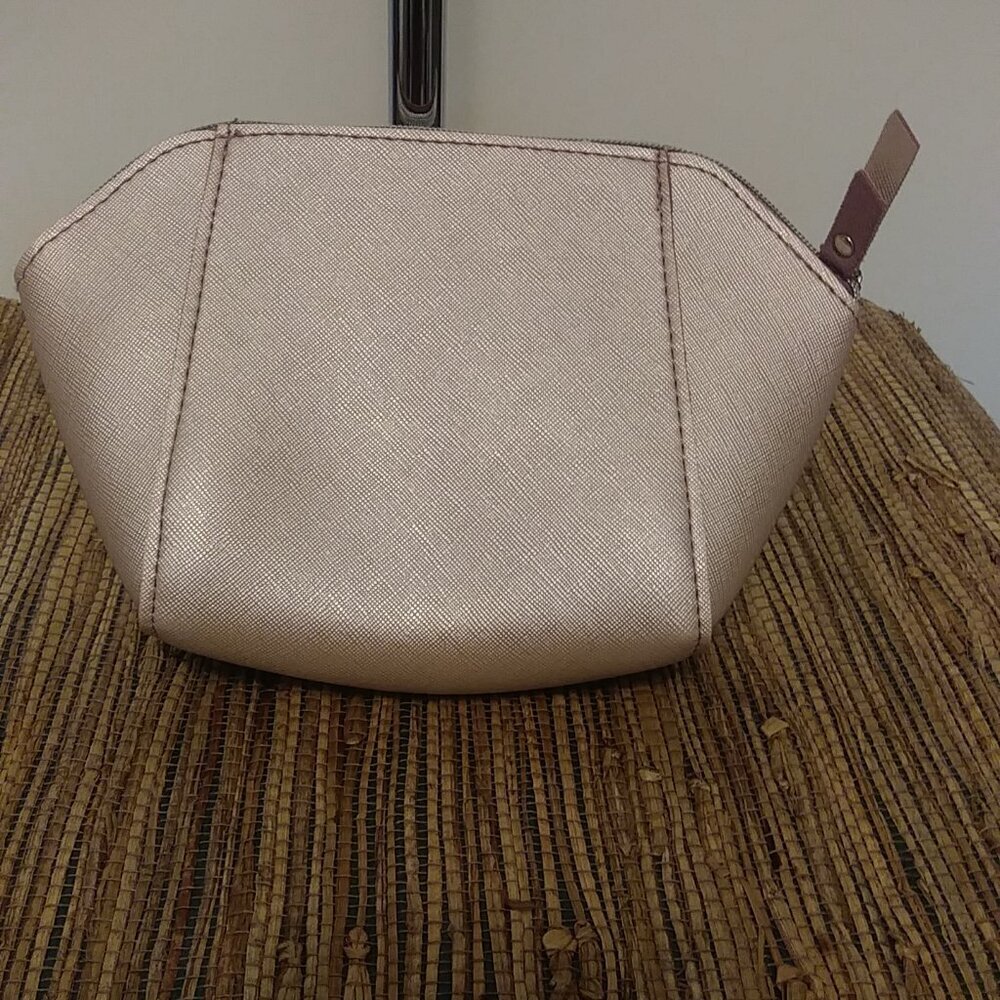 Ulta Beauty NWOT Champagne Pink Faux Leather Pouch – Makeup or Mini Carry Bag - Picture 2 of 4